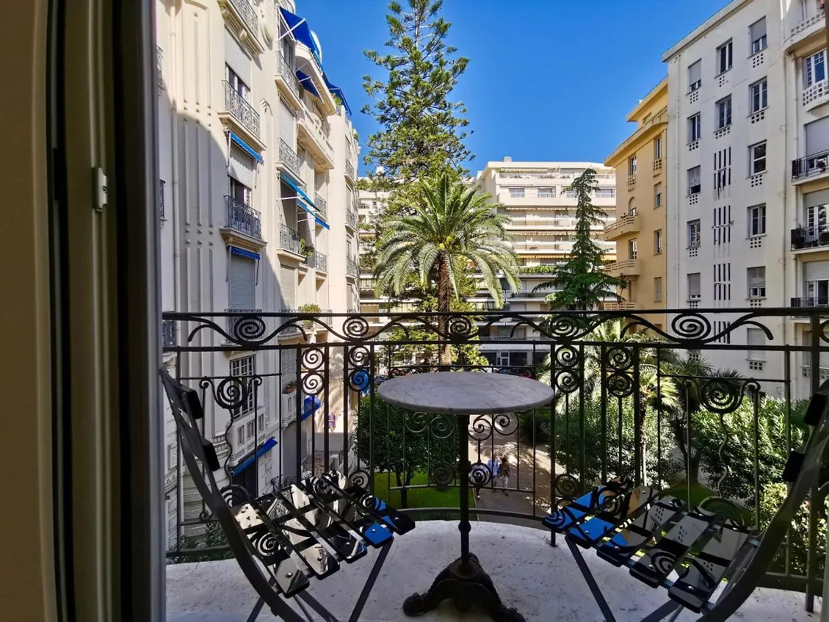 Luxury Baquis Apartment Nice