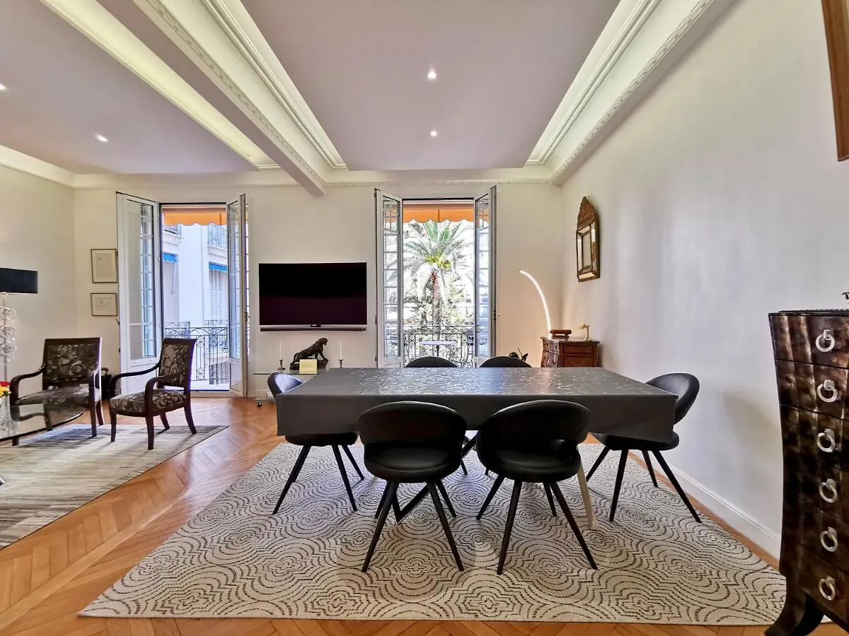 Luxury Baquis Apartment Nice