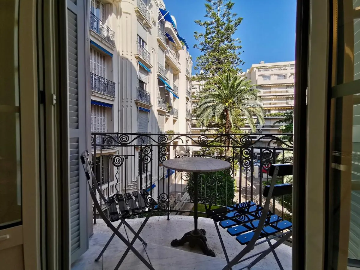 Luxury Baquis Apartment Nice