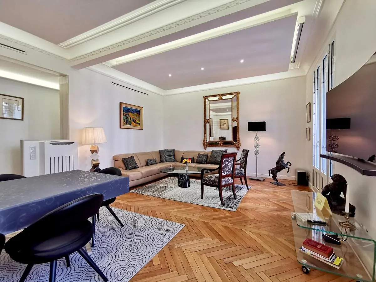 Luxury Baquis Apartment Nice