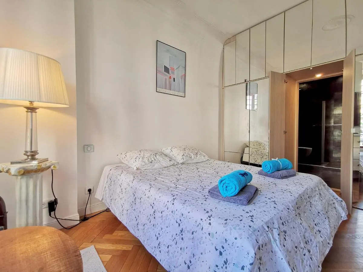Luxury Baquis Apartment Nice 0*,