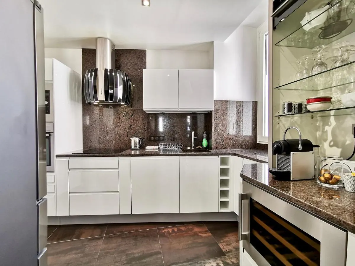 Luxury Baquis Apartment Nice 0*,